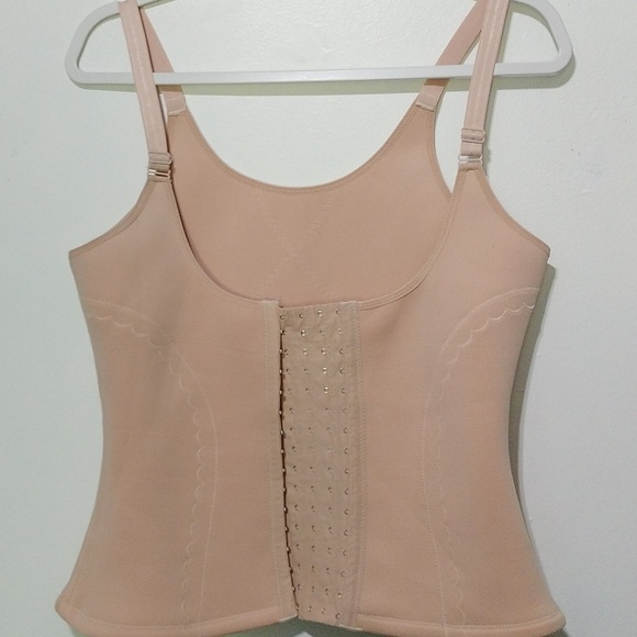 Unique Lingerie shapewear top size XXL - Picture 3 of 15